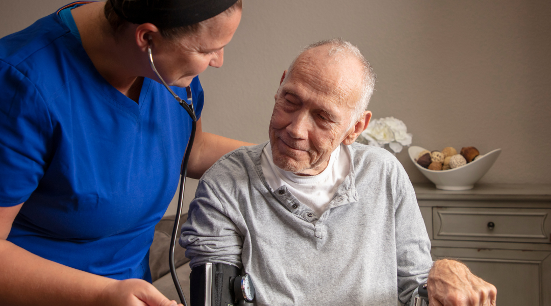 5 Reasons Why You Need to Get a Home Healthcare Service for your Loved One